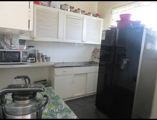 2 BEDROOM FLAT FOR SALE IN MUCKLENEUK
